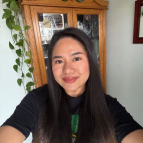 Roma, Babysitter à Calgary