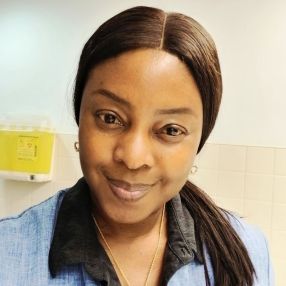 Aigbe, Babysitter in Thunder Bay
