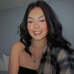 Nevaeh, Babysitter à Innisfil