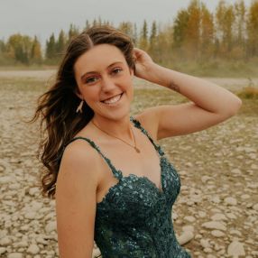 Madison, Babysitter à Lethbridge