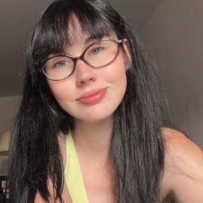 Alicia, Babysitter in Drummondville