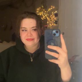 Hailey, Babysitter in Eastern Passage