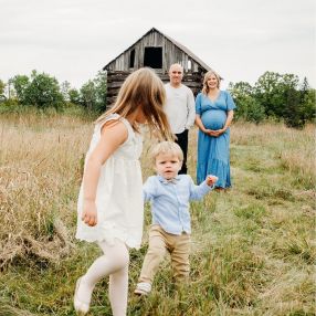 Carissa, Family in Renfrew