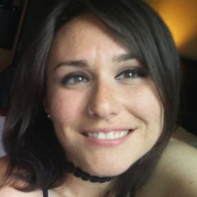 Sare, Babysitter in Barrie