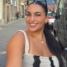 Farah, Babysitter in Saint-Lin-Laurentides