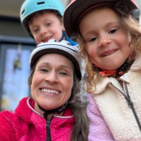 Émilie, Family in Laval