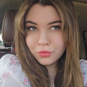 Shaylen, Babysitter à Edmonton