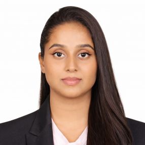 Maheshi, Babysitter à Charlottetown