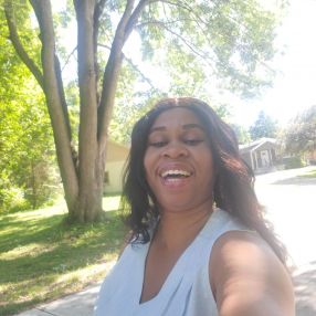 Oluchi, Babysitter in London