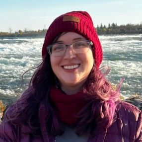 Krystal, Babysitter in Calgary