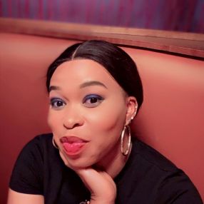 Chinwe, Babysitter in Milton