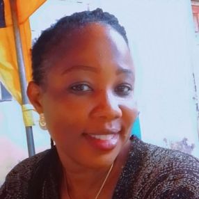 Ijeoma, Babysitter in Airdrie