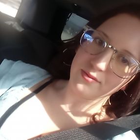 Juleah, Babysitter in Midland
