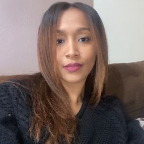 Angela, Babysitter à Montreal