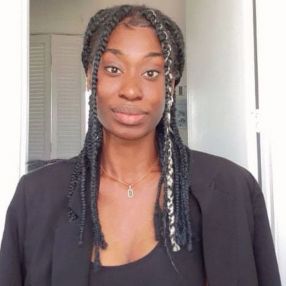 Helene, Babysitter in Laval