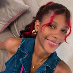 Lerin Lianna, Babysitter in North Bay