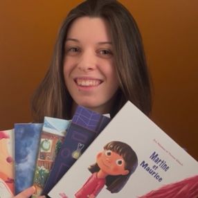 Adèle, Babysitter à Longueuil