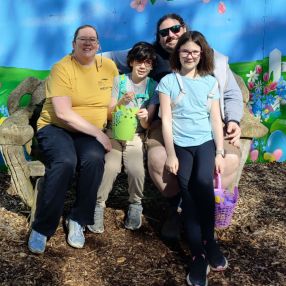 Renya, Family in Maple Ridge