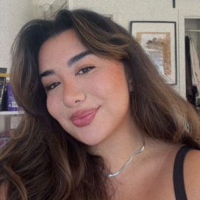 Maria, Babysitter à Brossard