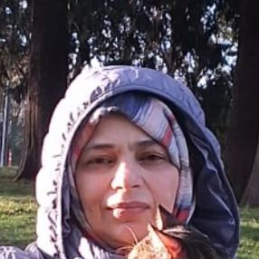 Naglae, Babysitter à Burnaby