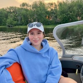Destiny, Babysitter à Ottawa
