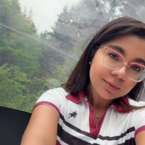 Chaimae, Babysitter à Rimouski