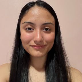 Farkhunda, Babysitter in Windsor