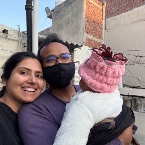 Kirti, Famille à Cambridge
