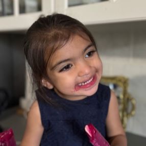 Melak, Babysitter à Brossard