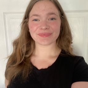 Hannah-Joy, Babysitter à Guelph