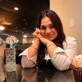 Chahat, Babysitter à Winnipeg