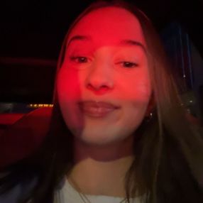 Victoria, Babysitter à Kirkland