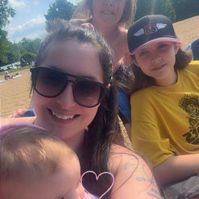 Johanie, Family in Shawinigan
