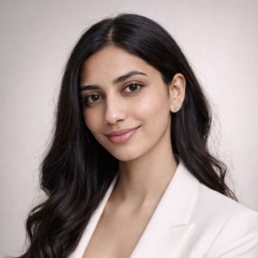 PRIYAL, Babysitter à Sarnia