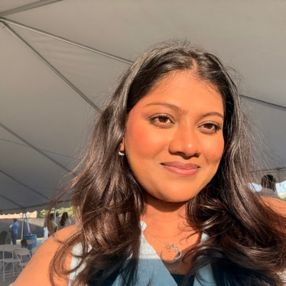 Jasmeen, Babysitter à Brampton