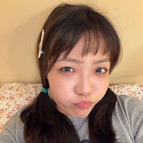 XUE, Babysitter in Calgary