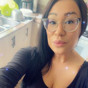 Leandra, Family in Edmonton