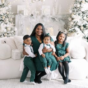 Mahilini, Famille à Clarington