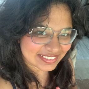 Alishba, Babysitter in Maple Ridge