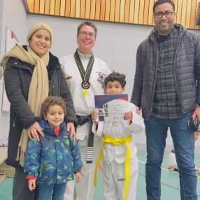 Issam.southantique, Famille à Montreal