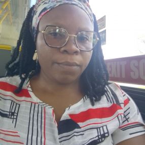 Stéphanie, Babysitter à Moncton