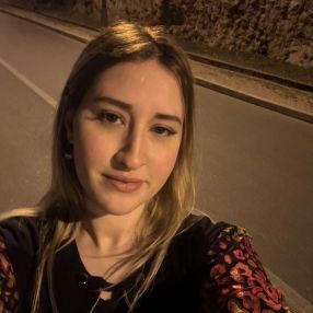 Malak, Babysitter à Blainville