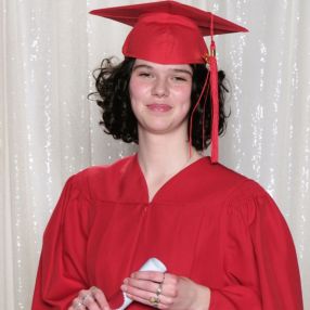 Annays, Babysitter à Beloeil
