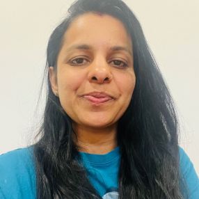 Mohini, Babysitter in Newmarket
