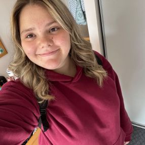 Shailey, Babysitter in Midland