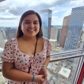 Roxanne Abigail, Babysitter in Fort McMurray