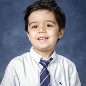 Farin, Family in Newmarket