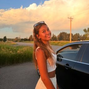 Vanessa, Babysitter à Okotoks