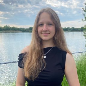 Oleksandra, Babysitter in Boucherville