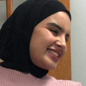 Mimi, Babysitter à Longueuil